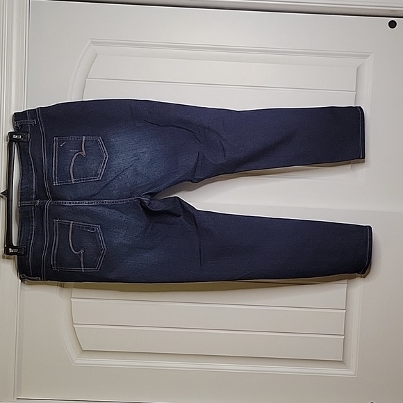 Jeans, distressed, brand- Walmart Time and Tru, size 22 skinny - Picture 2 of 4